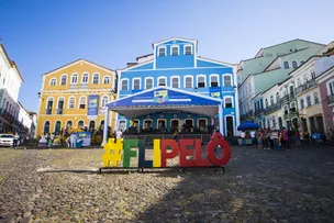 FLIPELÔ: VILA LITERÁRIA APOSTA EM JOVENS ESCRITORES INDEPENDENTES