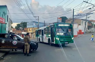ASSALTOS A ÔNIBUS EM SALVADOR CAI 18% NO MÊS DE JULHO; APONTA SSP-BA
