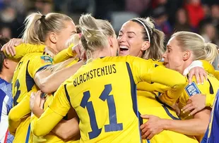SUÉCIA VENCE JAPÃO E AVANÇA PARA SEMIFINAL DA COPA DO MUNDO FEMININA