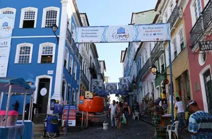 FIQUE POR DENTRO DA PROGRAMAÇÃO NO 2º DIA DA FLIPELÔ, NESTA SEXTA (11)