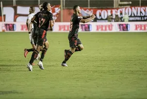 VITÓRIA SE PREPARA PARA ENFRENTAR LONDRINA NA PRÓXIMA SEGUNDA (7)