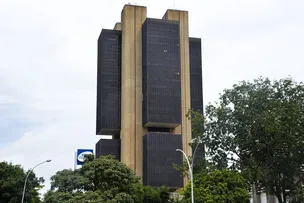 APÓS NOVO CORTE DA SELIC, BRASIL DEIXA DE TER A MAIOR TAXA DE JUROS REAIS DO MUNDO