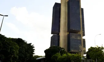 COPOM INICIA QUINTA REUNIÃO DO ANO SOB EXPECTATIVA DE QUEDA DE JUROS