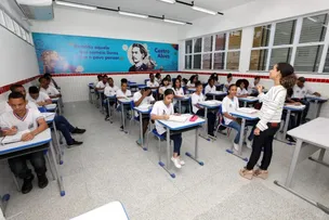 GOVERNO DO ESTADO CONVOCA PARA CONTRATAÇÃO DE PROFESSORES CLASSIFICADOS EM SELEÇÃO PÚBLICA