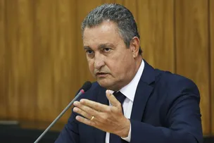 RUI COSTA ATRIBUI VIOLÊNCIA NA BAHIA AO ACESSO DE ARMAS NO GOVERNO BOLSONARO