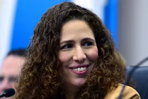 MINISTRA DIZ QUE GOVERNO PREPARA PROPOSTA PARA A REFORMA ADMINISTRATIVA