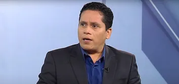 UZIEL PROCURA LÚCIO PARA POSSÍVEL FILIAÇÃO AO MDB APÓS INDICAR DISPUTA PELA PREFEITURA DE LAURO DE FREITAS