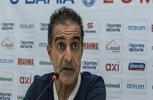 TÉCNICO DO BAHIA, RENATO PAIVA, PEDE DEMISSÃO DO CLUBE