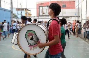 ALUNOS DE SALVADOR INTENSIFICAM ENSAIOS PARA DESFILE DE 7 DE SETEMBRO