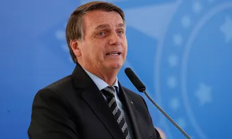 'MAIS UMA ETAPA VENCIDA', DIZ BOLSONARO APÓS CIRURGIA EM SP