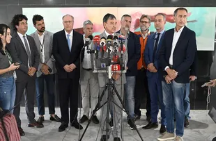 GOVERNO ANUNCIA AUXÍLIO EMERGENCIAL PARA CIDADES AFETADAS POR CICLONE