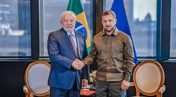 LULA DISSE A ZELENSKY QUE GUERRA NÃO TEM SOLUÇÃO MILITAR, DIZEM FONTES
