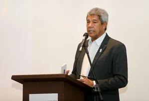 JERÔNIMO ANUNCIA PARCERIA COM PRF PARA DESENVOLVER PLANO DE INTELIGÊNCIA