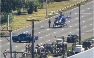 PM-BA SOCORRE POLICIAL NO MEIO DA PARALELA NESTA SEXTA (1º)