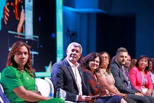 GOVERNADOR E MINISTRA NÍSIA TRINDADE PARTICIPAM DE ABERTURA DE CONGRESSO REGIONAL DE SAÚDE