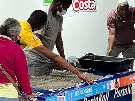 FERREIRA COSTA OFERECE CURSOS GRATUITOS DE PINTURA