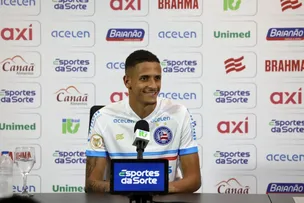JUBA É APRESENTADO NO BAHIA E DIZ QUE PROJETO DO CLUBE FOI MOTIVO DE MUDANÇA PARA O TRICOLOR