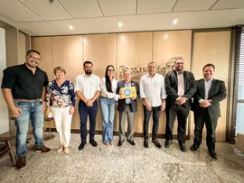 LUDMILLA FISCINA E O PREFEITO JOAQUIM NETO APRESENTAM BAHIA BEER FESTIVAL À FECOMÉRCIO