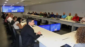 GOVERNO DA BAHIA DISCUTE ESTREITAMENTO DE LAÇOS COMERCIAIS COM CUBA