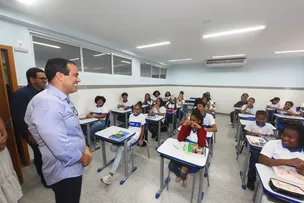 PREFEITURA RECONSTRÓI ESCOLA EM CAJAZEIRAS V COM SALAS CLIMATIZADAS E CAPACIDADE PARA ATENDER 2,4 MIL ALUNOS