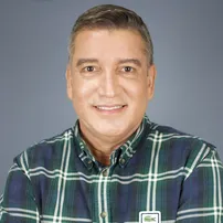 ENTREVISTA COM PRÉ-CANDIDATO PARA PREFEITURA DE CAMAÇARI O RADIALISTA E PUBLICITÁRIO OSWALDINHO MARCOLINO (MDB)