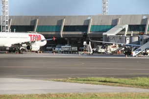 SETOR AÉREO BATE RECORDE EM AGOSTO E ROTA SAINDO DE SALVADOR É A 3ª MAIS MOVIMENTADA DO PAÍS