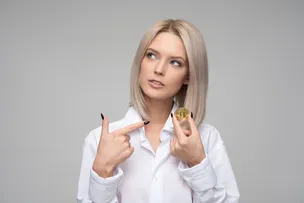 SE MULHERES INVESTISSEM NO MESMO RITMO QUE HOMENS, CAPITAL PARA APORTES AUMENTARIA US$ 3,2 BI, DIZ ESTUDO