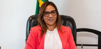 SECRETÁRIA DE SAÚDE CONFIRMA INÍCIO DO PAGAMENTO DO PISO DE ENFERMAGEM NA BAHIA