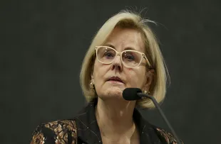 ROSA WEBER VOTA A FAVOR DA DESCRIMINALIZAÇÃO DO ABORTO NA 12ª SEMANA