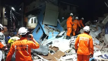 PRÉDIO IRREGULAR DESABA EM SALVADOR SEM DEIXAR VÍTIMAS