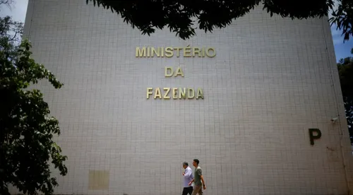 MINISTÉRIO DA FAZENDA REVISA CRESCIMENTO DO PIB DO BRASIL EM 2023 PARA 3,2%
