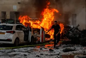 COM MAIS DE 600 MORTOS CONFRONTO ENTRE ISRAEL E O HAMAS CHEGA AO SEGUNDO DIA NESTE DOMINGO