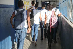 PROVA DO SAEB COMEÇA A SER APLICADA EM ESCOLAS MUNICIPAIS 