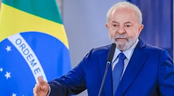LULA LAMENTA MORTE DE MÉDICOS ASSASSINADOS NO RIO