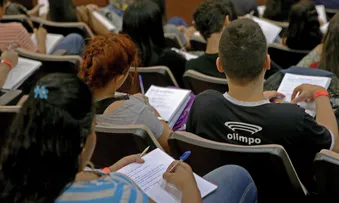 ENEM 2023: VEJA 12 POSSÍVEIS TEMAS DA REDAÇÃO DESTE ANO