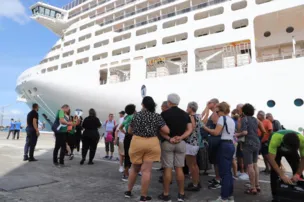 TEMPORADA DE CRUZEIROS COMEÇA NA BAHIA COM DESEMBARQUE DE 3,1 MIL TURISTAS
