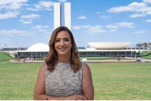 ROBERTA ROMA ESTÁ NA LISTA DOS PARLAMENTARES EM ASCENSÃO DO DIAP