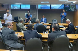 HASSAN COMEMORA CONVOCAÇÃO DO PRESIDENTE DA VIABAHIA PARA EXPLICAR ABANDONO DAS BRS 324 E 116
