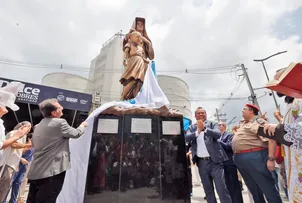 MONUMENTO É INAUGURADO EM COMEMORAÇÃO À CANONIZAÇÃO DE DULCE DOS POBRES