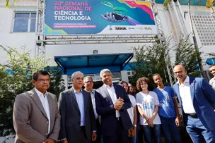 GOVERNADOR ASSINA DECRETO QUE REGULAMENTA SETOR DE CIÊNCIA E TECNOLOGIA NA BAHIA
