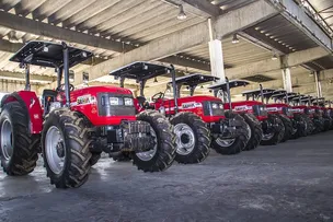 SEAGRI REALIZA ENTREGA DE EQUIPAMENTOS AGRÍCOLAS COM INVESTIMENTO DE R$ 26,6 MILHÕES
