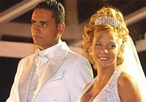 CARLA PEREZ CELEBRA 22 ANOS DE CASAMENTO COM XANDDY E FAZ HOMENAGEM NAS REDES SOCIAIS