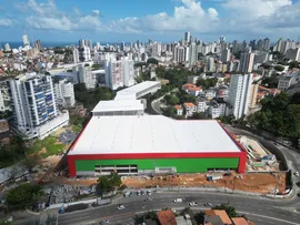 EMPREGO: FERREIRA COSTA ESTÁ COM MAIS DE 200 VAGAS ABERTAS