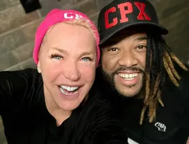 XUXA VISITA COMPLEXO DO ALEMÃO PARA SESSÃO DE CINEMA DE FILME, SAIBA MAIS!