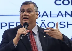 MINISTRO DA JUSTIÇA DEFENDE PM NA BAHIA E DIZ QUE AGENTES DEVEM FAZER USO DA FORÇA QUANDO NECESSÁRIO