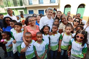 JERÔNIMO PARTICIPA DE SEGUNDO DIA DA FLICA