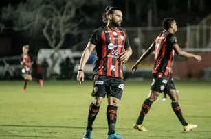 VITÓRIA VENCE GUARANI E SEGUE NA LIDERANÇA DA SÉRIE B