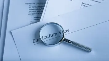CURRÍCULO É COISA DO PASSADO? VEJA O QUE DIZEM OS ESPECIALISTAS