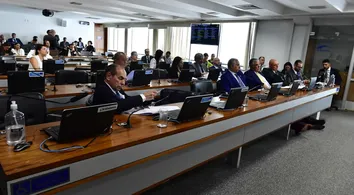 REFORMA TRIBUTÁRIA: COMISSÃO NO SENADO APROVA TEXTO-BASE; VOTAÇÃO EM PLENÁRIO SERÁ NESTA QUARTA (8)