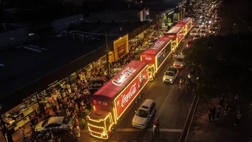 CARAVANA DE NATAL DA COCA-COLA CHEGA À BAHIA NESTE SÁBADO; CONFIRA DETALHES